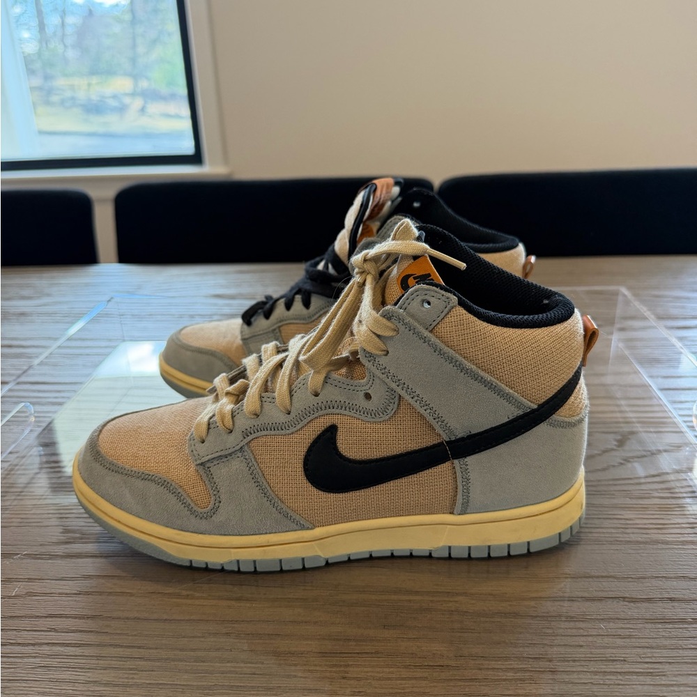 Nike Dunk High-Top Sneakers - Tan, Black, Blue